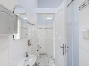 Pronájem kanceláře, Praha - Záběhlice, Za potokem, 270 m2