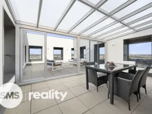 Pronájem atypického bytu, Brno - Štýřice, Pražákova, 332 m2