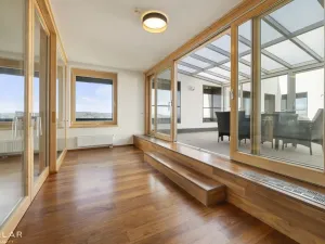 Pronájem atypického bytu, Brno - Štýřice, Pražákova, 332 m2