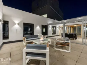Pronájem atypického bytu, Brno - Štýřice, Pražákova, 332 m2
