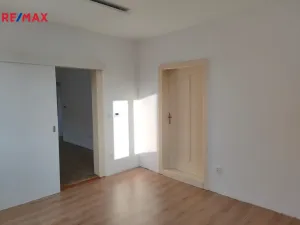 Pronájem bytu 3+1, Nová Paka, Masarykovo náměstí, 93 m2