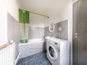 Prodej bytu 3+1, Lišov - Hůrky, 78 m2