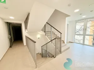 Pronájem bytu 2+kk, České Budějovice, Hálkova, 45 m2