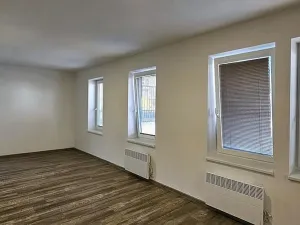 Pronájem bytu 1+kk, Brno - Maloměřice, Hády, 37 m2