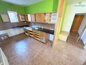 Prodej rodinného domu, Zlatníky-Hodkovice - Hodkovice, Slunečná, 300 m2