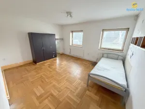 Prodej rodinného domu, Zlatníky-Hodkovice - Hodkovice, Slunečná, 300 m2