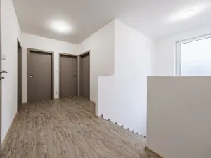 Prodej rodinného domu, Bělá pod Bezdězem, Jarní, 174 m2