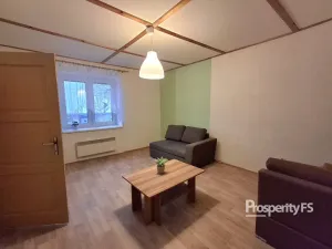 Pronájem rodinného domu, Uhřice, 66 m2