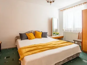 Pronájem bytu 3+1, Nymburk, Tyršova, 59 m2