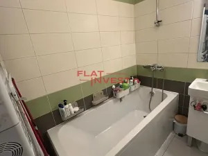 Pronájem bytu 3+kk, Praha - Holešovice, Kamenická, 70 m2