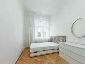 Pronájem bytu 2+1, Praha - Vinohrady, Lužická, 74 m2