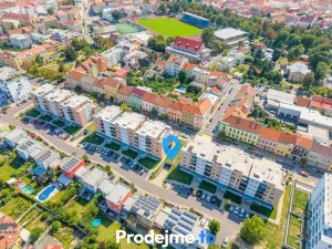 Pronájem garáže, Znojmo, Jarošova, 17 m2