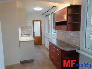 Pronájem bytu 3+1, Hradec Králové, Třebechovická, 66 m2