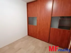 Pronájem bytu 3+1, Hradec Králové, Třebechovická, 66 m2