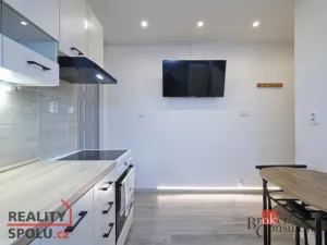 Prodej bytu 1+1, Smržovka, Hlavní, 26 m2