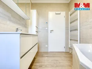 Prodej bytu 4+kk, Vochov, 82 m2