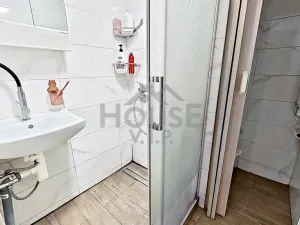 Prodej bytu 3+kk, Praha - Kamýk, Cholupická, 46 m2