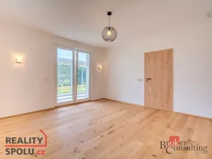 Prodej rodinného domu, Turnov - Bukovina, 450 m2