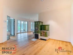 Prodej rodinného domu, Turnov - Bukovina, 450 m2