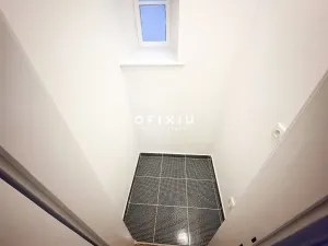 Pronájem bytu 1+1, Brno, Jakubské náměstí, 17 m2