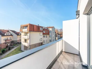 Pronájem bytu 1+kk, Přezletice, Pod Zahrady, 36 m2