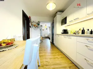 Prodej bytu 3+1, Benešov, Na Spořilově, 71 m2