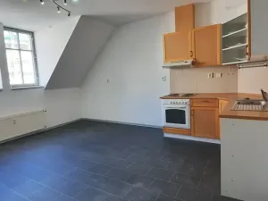 Pronájem bytu 2+1, Karlovy Vary, Moravská, 78 m2