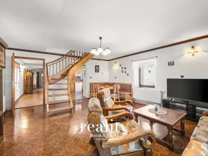 Prodej rodinného domu, Řásná, 179 m2