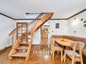 Prodej rodinného domu, Řásná, 179 m2