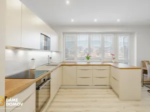 Prodej bytu 3+kk, Zlín, Věžové domy, 64 m2