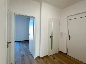 Pronájem bytu 2+kk, Cheb, Evropská, 52 m2