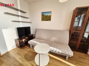 Pronájem bytu 1+kk, Praha - Ďáblice, Nad Akcízem, 34 m2
