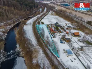 Prodej pole, Vsetín, 1931 m2