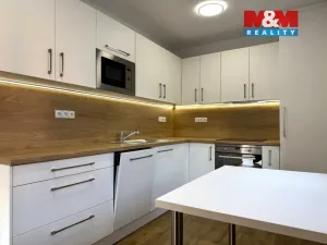 Pronájem bytu 2+1, Ústí nad Labem - Všebořice, Hornické domy, 56 m2