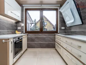 Prodej rodinného domu, Králův Dvůr - Levín, Levínský Vršek, 404 m2