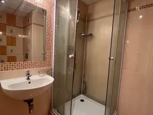 Pronájem bytu 2+kk, Praha - Řepy, Nevanova, 42 m2