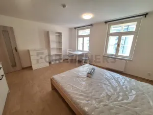 Pronájem bytu 1+kk, Olomouc, 1. máje, 25 m2