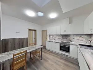 Pronájem bytu 3+1, Štoky, 97 m2