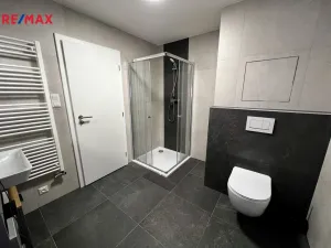 Pronájem bytu 1+kk, Jihlava, Okružní, 45 m2