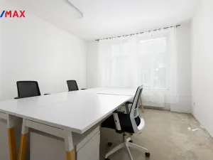 Pronájem komerční nemovitosti, Karlovy Vary, Moskevská, 53 m2