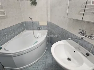 Pronájem bytu 3+kk, Praha - Libeň, Pivovarnická, 60 m2