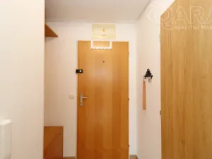 Pronájem bytu 2+kk, Praha, Kurta Konráda, 46 m2