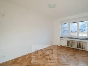 Pronájem bytu 2+1, Praha - Libeň, Sokolovská, 57 m2