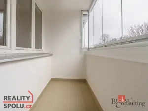 Pronájem bytu 2+1, Karlovy Vary - Drahovice, Maďarská, 61 m2