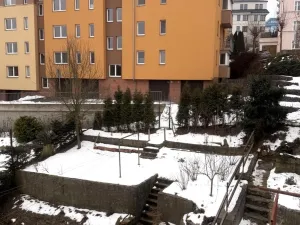 Pronájem bytu 2+1, Karlovy Vary, Kvapilova, 66 m2