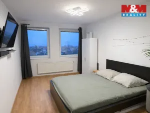 Prodej bytu 3+kk, Pečky, V Kaštánkách, 71 m2