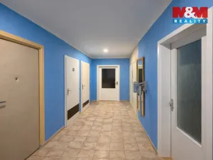 Prodej bytu 3+kk, Pečky, V Kaštánkách, 71 m2