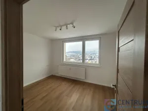 Pronájem bytu 3+1, Jablonec nad Nisou - Mšeno nad Nisou, Mládí, 71 m2