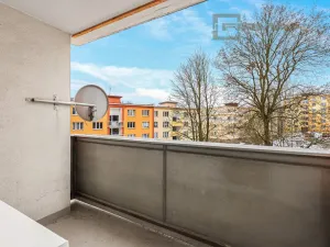 Prodej bytu 2+1, Karlovy Vary - Rybáře, Plešivecká, 61 m2