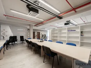 Prodej kanceláře, Brno, Pražákova, 211 m2